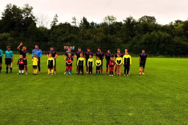 Młodzi z Akademii wyprowadzili seniorów Czcibora Cedynia na boisko. Potem było 4:0!