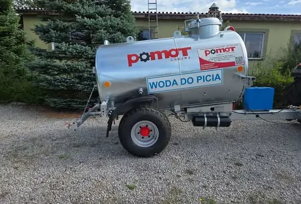 Gmina Banie kupiła ciągnik Kubota i beczkę na wodę pitną za blisko 300 tys. zł