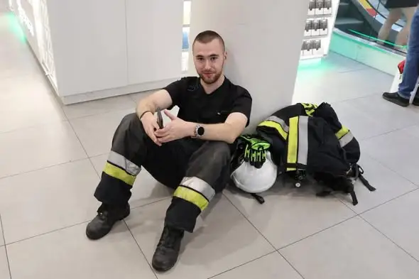 Druh Jakub z OSP Cedynia na Mistrzostwach Polski w Biegu po Schodach