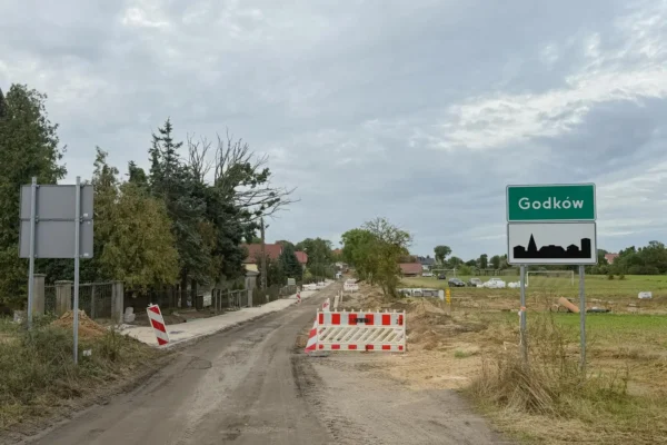 Godkowo: utrudnienia na drodze. Do cmentarza dojedziesz tylko objazdem