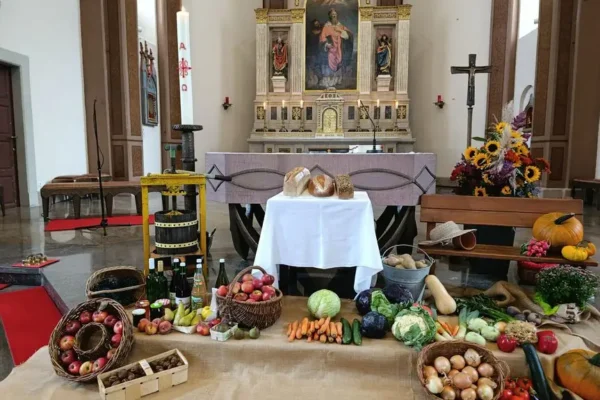 Dożynki parafialne w Widuchowej – dziękczynienie za plony i powitanie nowego kapłana