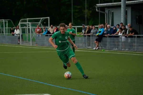 Liga Okręgowa: Hutnik Szczecin rozgromił GKS Kołbaskowo-Przecław 4:1