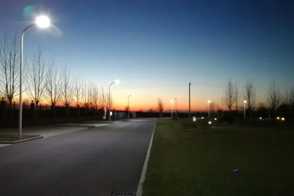 Stare Czarnowo: 111 nowych lamp LED zakończyło wymianę oświetlenia ulicznego