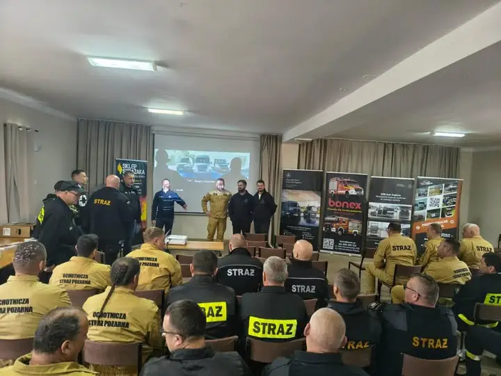 Strażacy z Cedyni szkolili się z jazdy w trudnym terenie