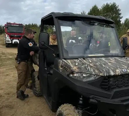 Strażacy z powiatu gryfińskiego szkolili się z jazdy w terenie i testowali pojazdy 4×4