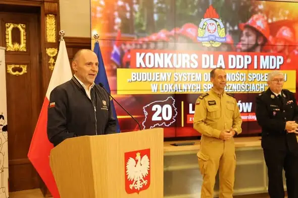 Młodzieżowa Drużyna Pożarnicza OSP Raffer Gryfino laureatem konkursu w Szczecinie