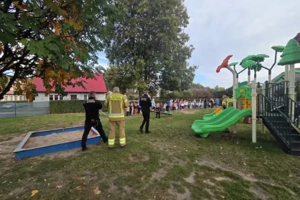 Ewakuacja w Przedszkolu w Baniach: 125 osób w 3 minuty