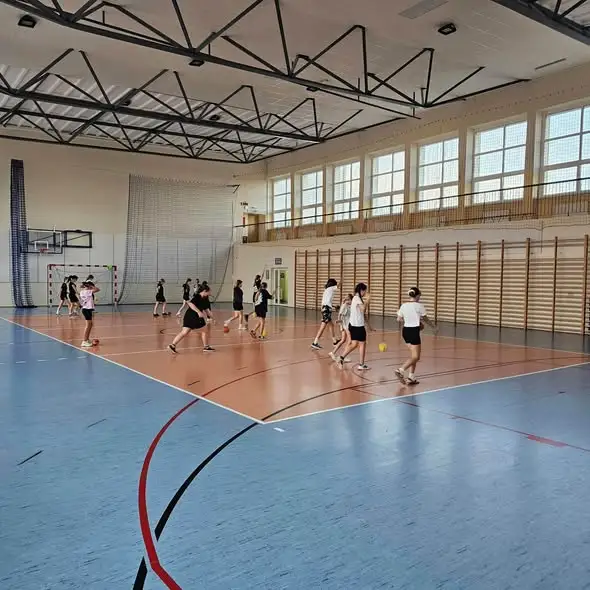 Pierwszy sparing żeńskich drużyn piłkarskich w Cedyni