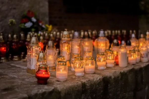Gminne przygotowania do Wszystkich Świętych: sprzątanie cmentarzy i dodatkowe kontenery